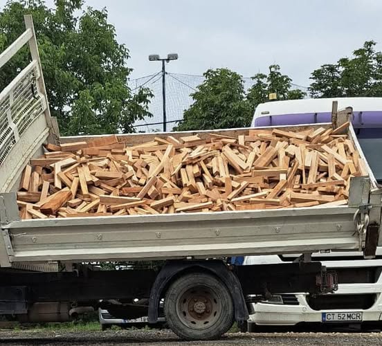 Vindem lemne de foc rezultate din cherestea de fag,esență tare.