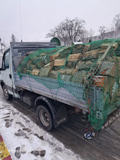 Depozit Cherestea si Lemn de Foc Bacau pune spre vânzare